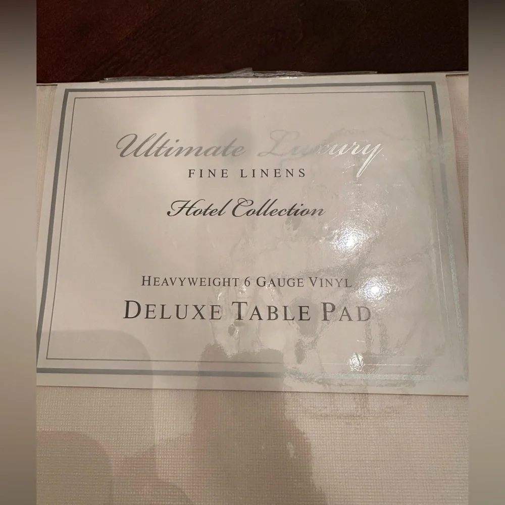 Ultimate Luxe Fine Linens Deluxe Table Pad NWT